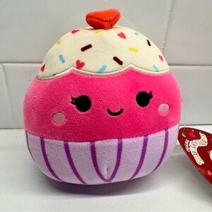 Rare K8-e, The Pink Cupcake Valentine Squad 2024 Plush Squishmallow, 5”, NWT